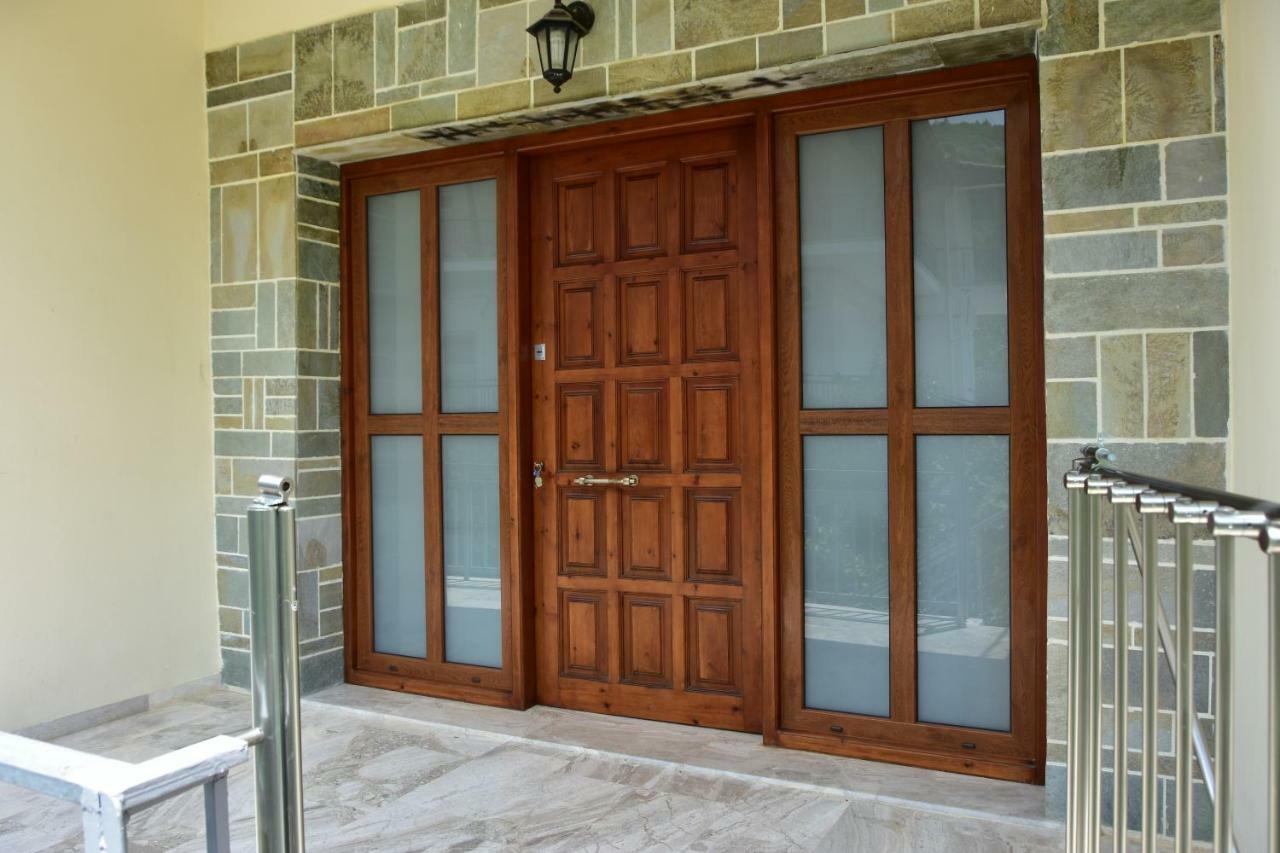 דירות Family Cozy House נאפפליו מראה חיצוני תמונה