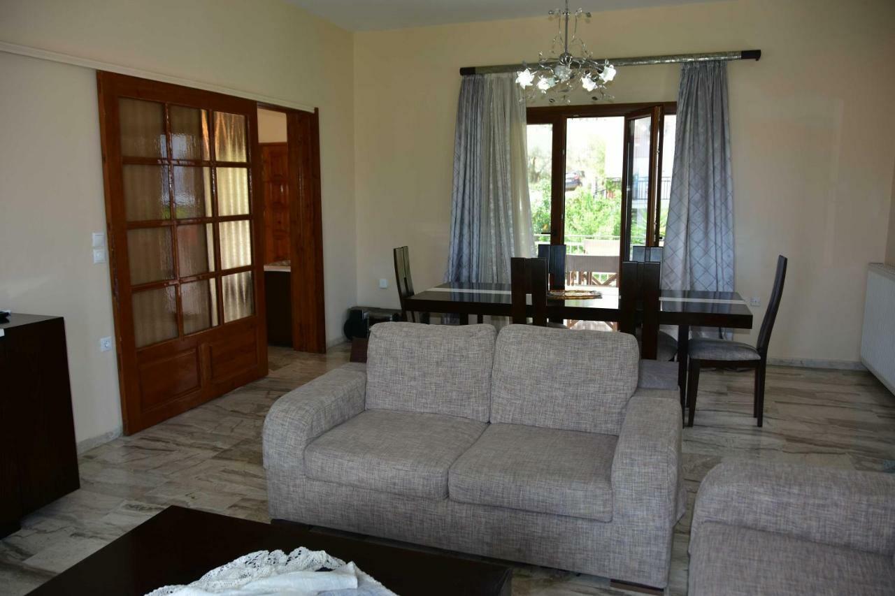 דירות Family Cozy House נאפפליו מראה חיצוני תמונה