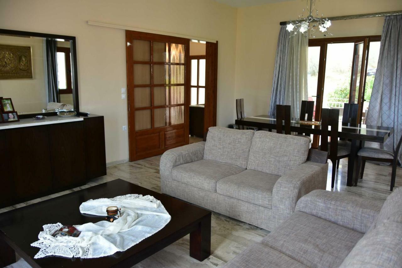 דירות Family Cozy House נאפפליו מראה חיצוני תמונה